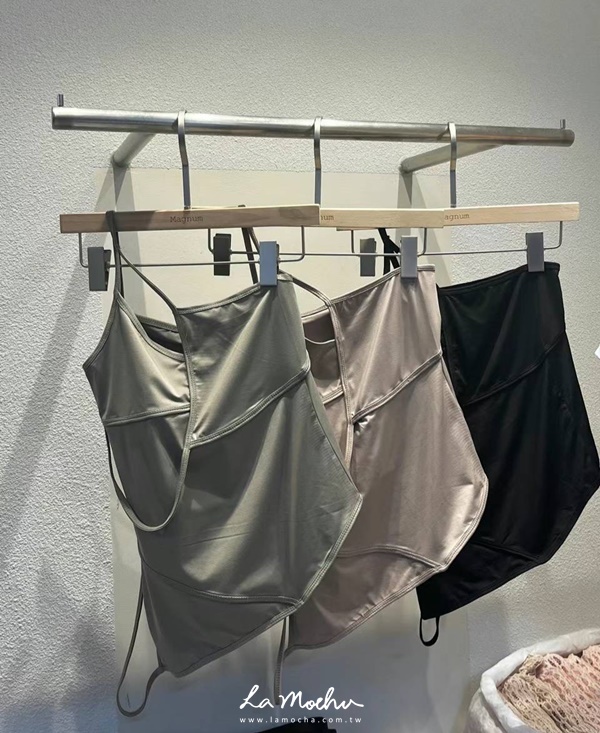 後綁帶單邊露肩不規則上衣